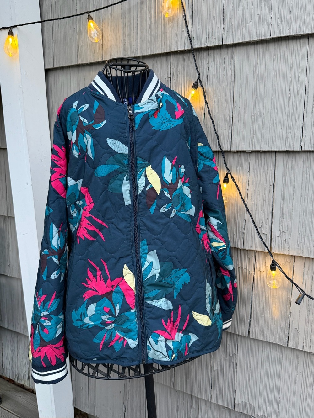 JoyLab Navy Sweatshirt with Purple Neck Tag